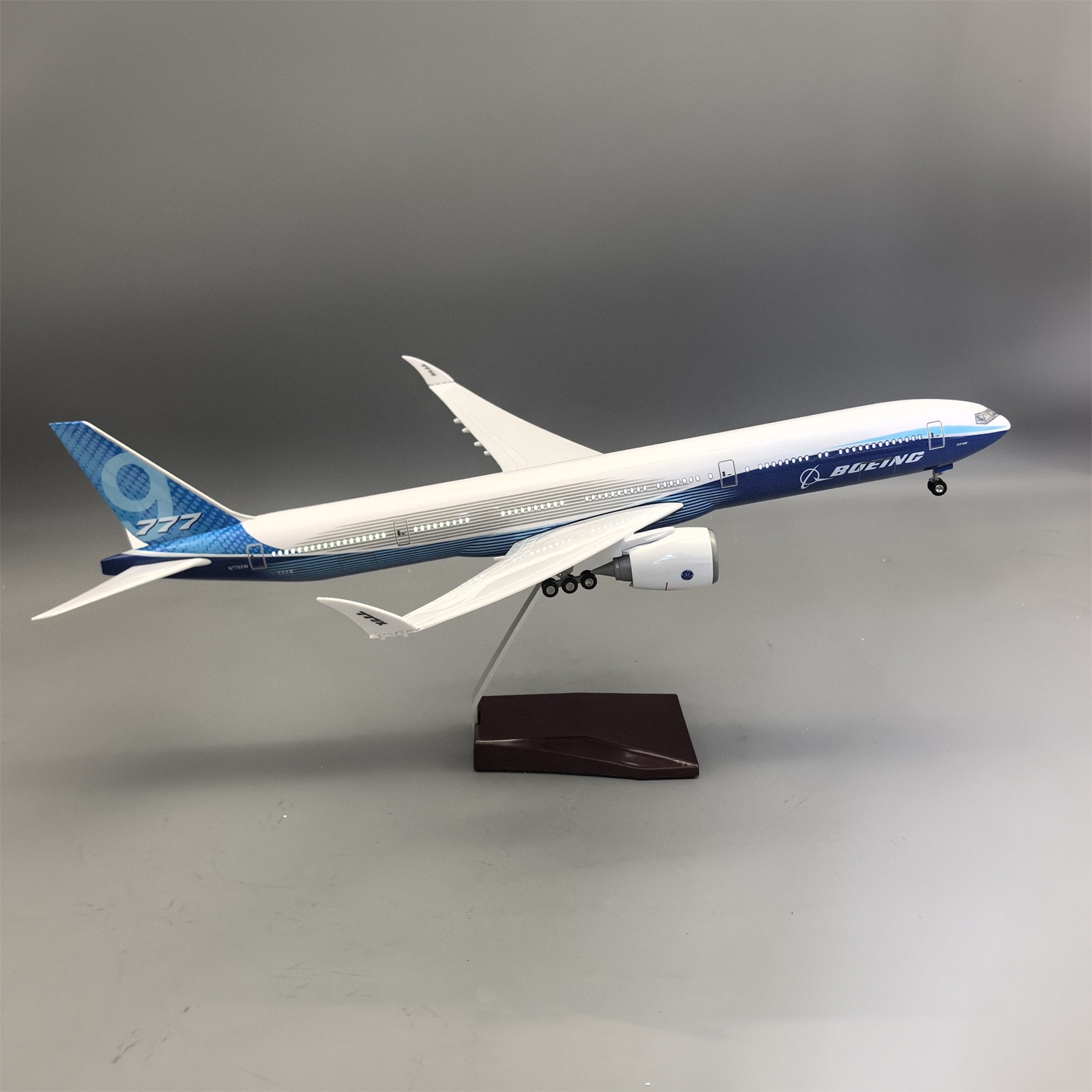 47cm 1/157 대형 프로토타입 B777-9X 다이 - Model Kit Aircraft 리뷰 및 가격