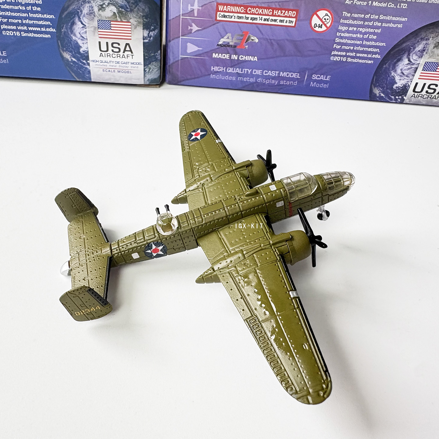 1/200 스케일 제2차 세계대전 미국 B-25 미첼  - Model Kit Aircraft 리뷰 및 가격