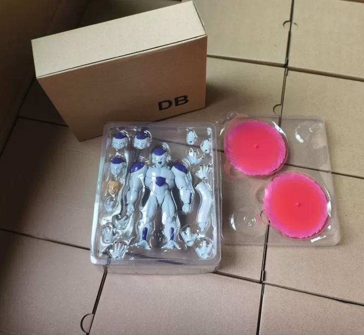 새로운 DB 팩토리 DB 토이즈 코 드래곤볼 Z 풀파워 - Model Kit Frieza 리뷰 및 가격
